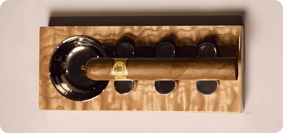 How Cigar Ashtrays Differ from Regular Ones