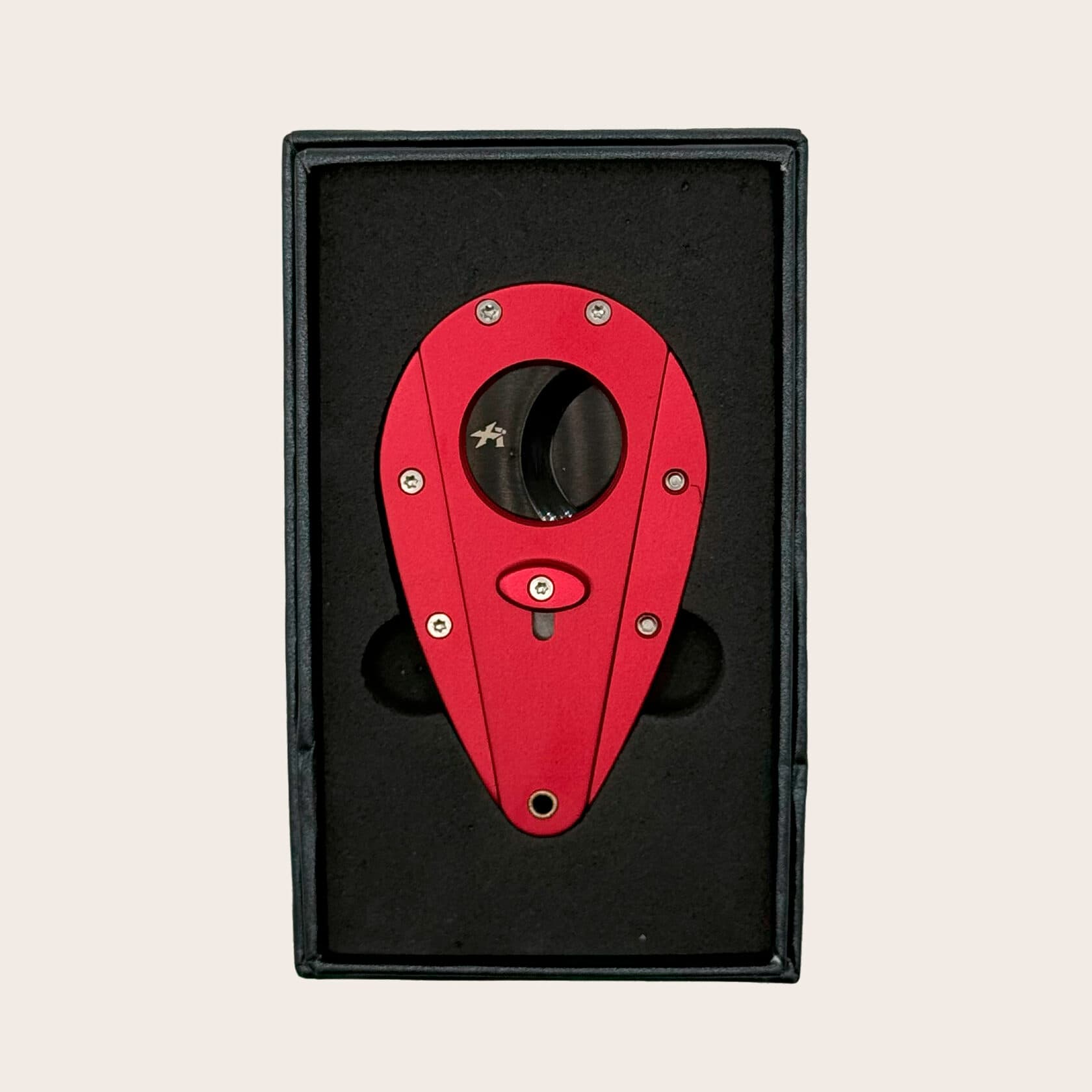 Xi1 Cutter, Red