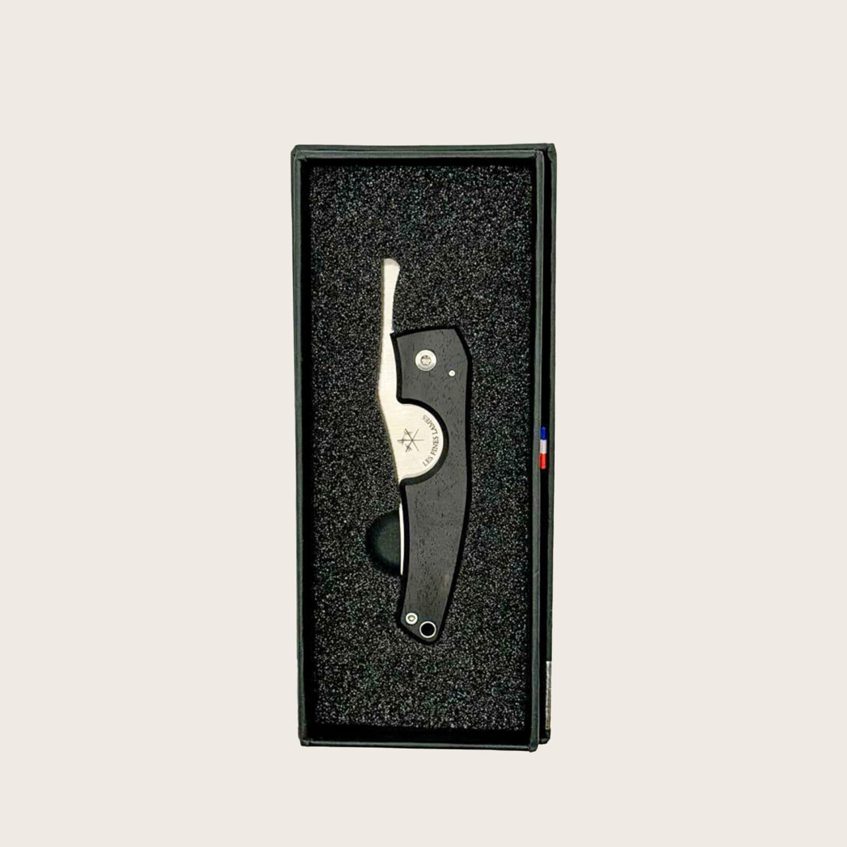 Les Fines Lames Cutter Le Petit Skyline Riyadh